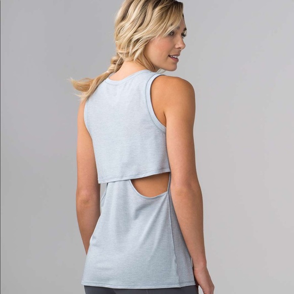 lululemon athletica Tops - BNWT Lululemon pushing limits tank size 12